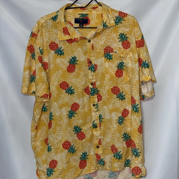 Margaritaville MENS size XL Yellow Red Pineapple Casual Button Down Shirt RAYON - Picture 7 of 12